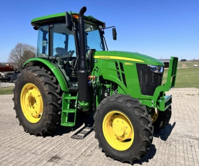2023 JOHN DEERE 6105E