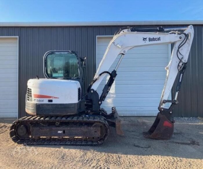2015 BOBCAT E85M