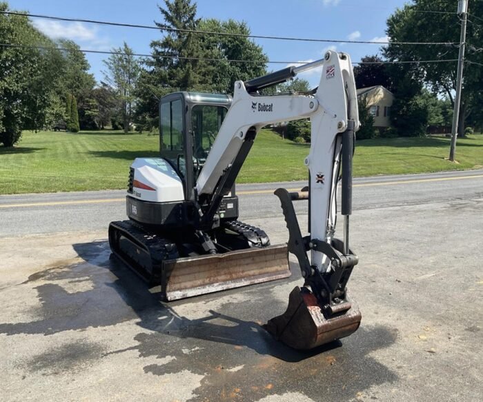 2016 BOBCAT E45